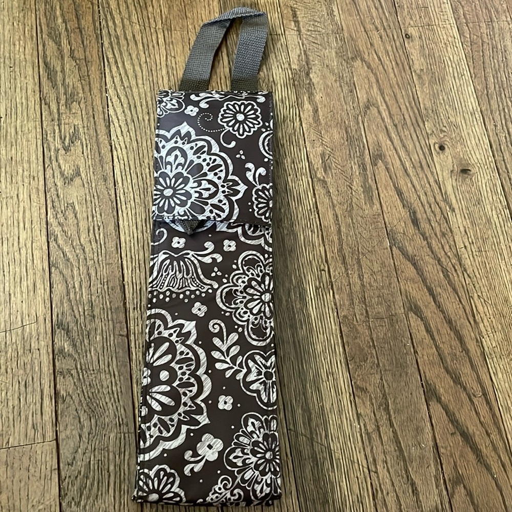 Thirty-one insulated wine bag